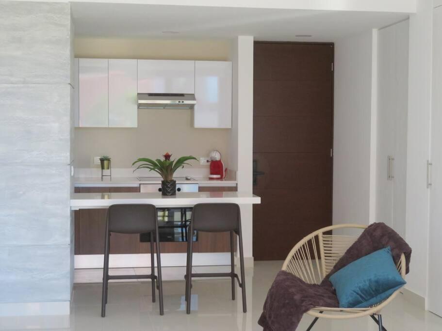 Elegant Apartment Well Located In The Hotel Zone Of Cancún Exterior foto